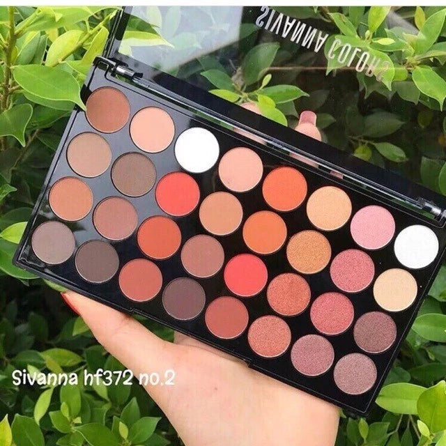 Ultra Pro Makeup Palette  32-Piece Eyeshadow Palette